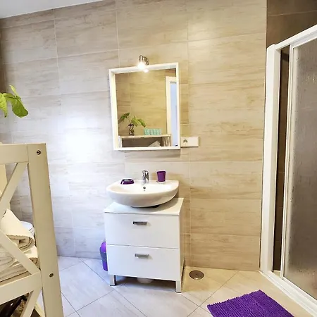 Cervantes Apartman *