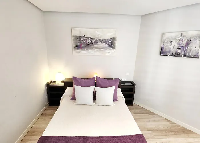 Cervantes Apartment *